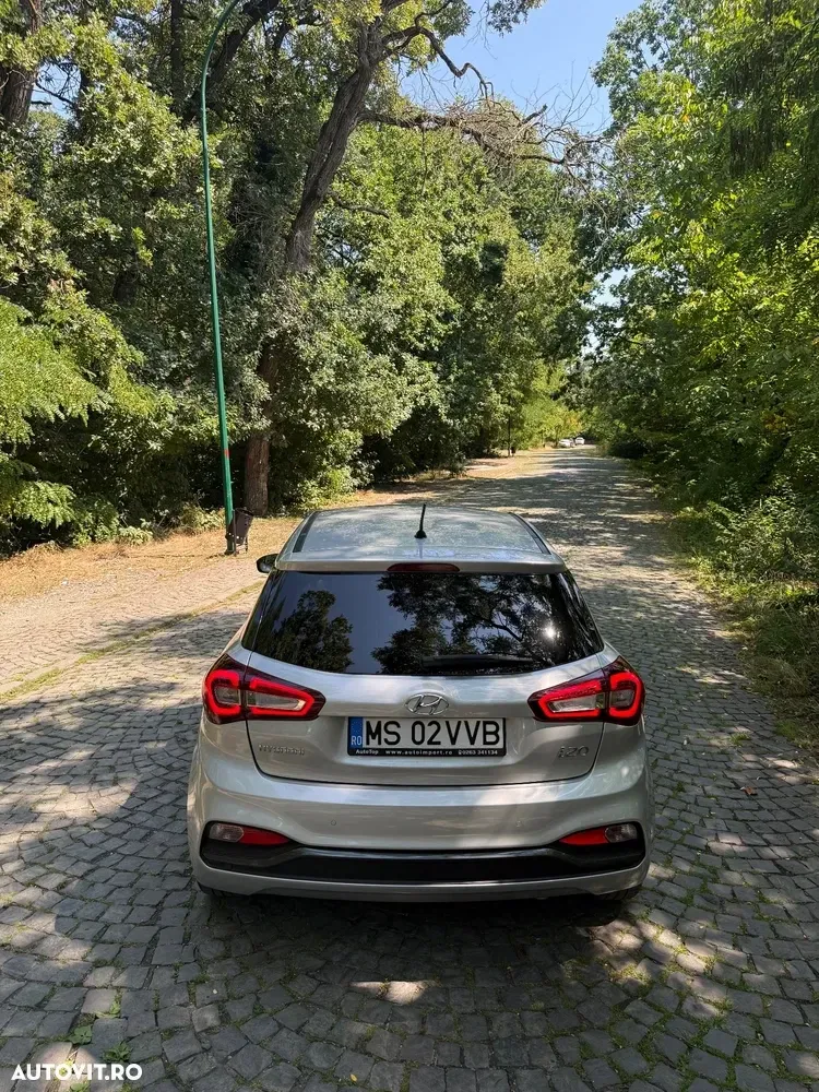 Hyundai i20 II 1.0 T-GDI 7DCT LED Line — imagine 5