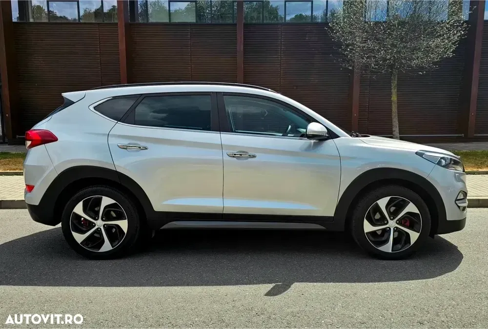 Hyundai Tucson 2.0 CRDI 4WD Automatik Premium — imagine 4