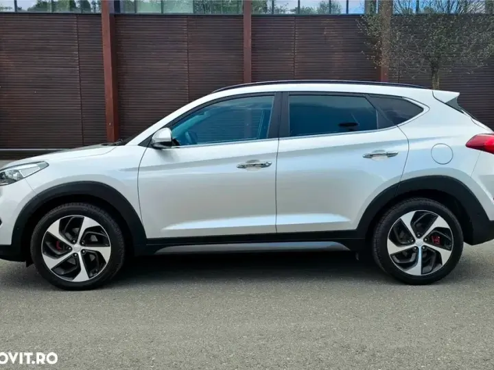 Hyundai Tucson 2.0 CRDI 4WD Automatik Premium