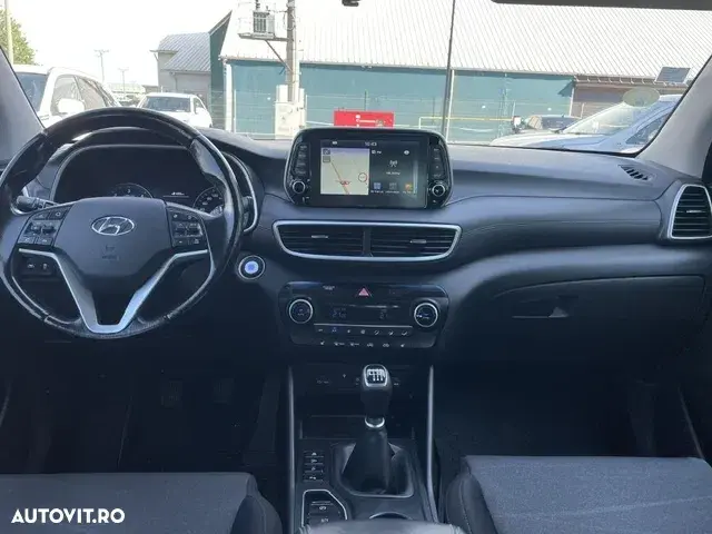 Hyundai Tucson blue 1.6 CRDi 2WD Style