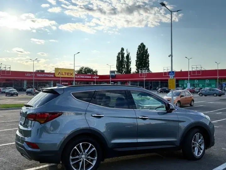 Hyundai Santa Fe IV 2.2 CRDi 4WD AT Luxury Pack