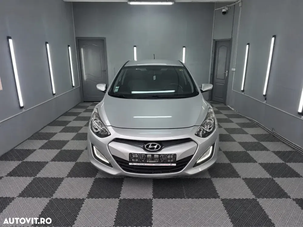 Hyundai i30 II 1.4 CRDi Comfort — imagine 2