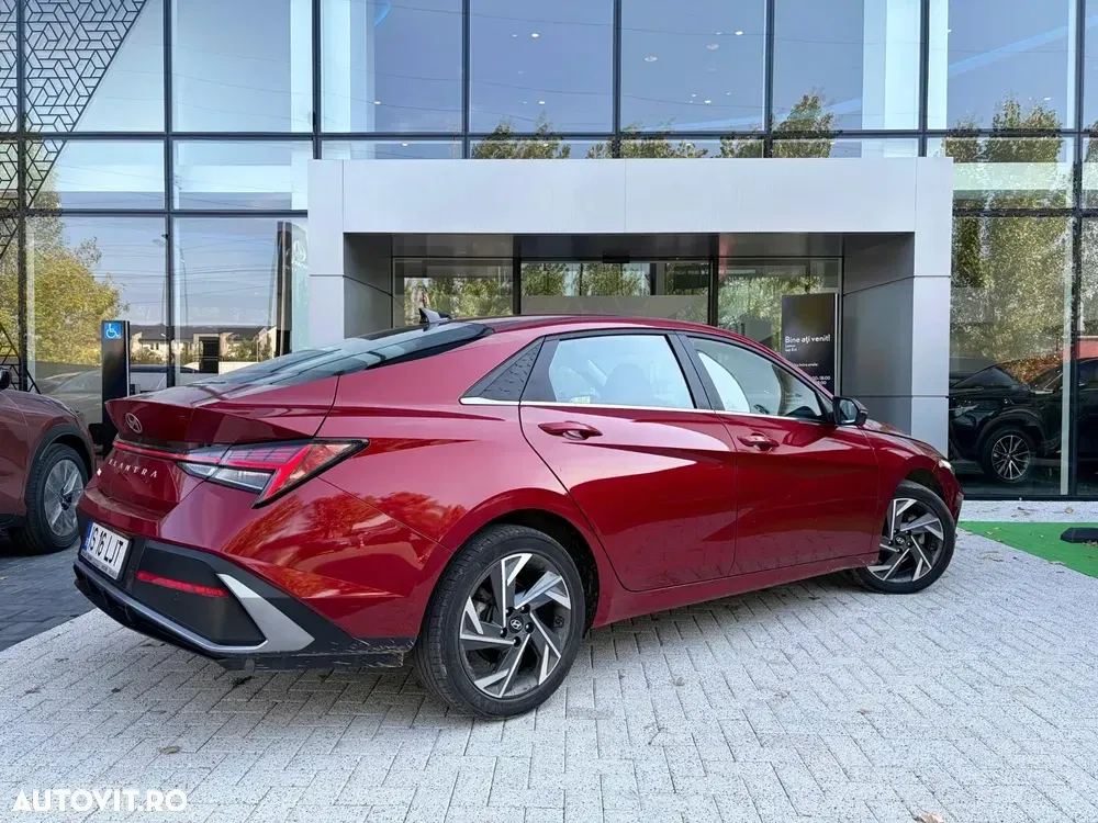 Hyundai Elantra 1.6 l 123 CP CVT Exclusive — imagine 6
