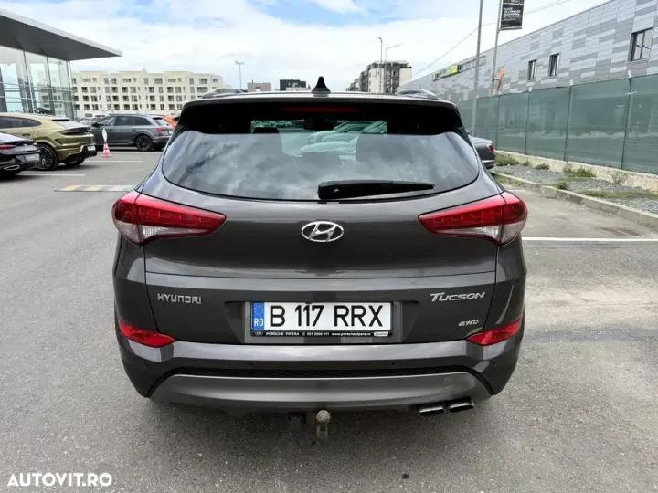 Hyundai Tucson III 2.0 CRDI 4WD 6AT Premium+