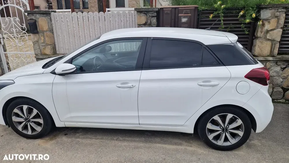 Hyundai i20 II — imagine 3