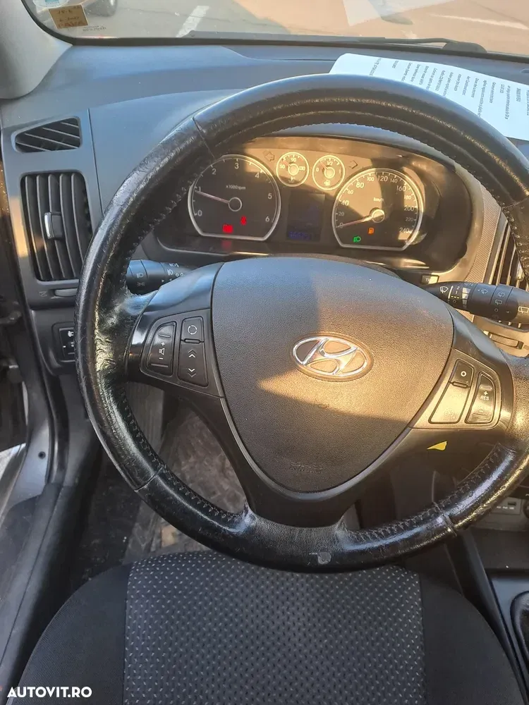 Hyundai i30 II 1.6 CRDI Edition 20 — imagine 5