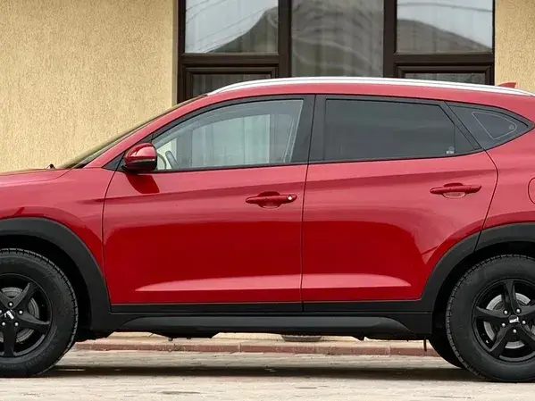 Hyundai Tucson III 1.6 CRDi 4WD 6MT Style
