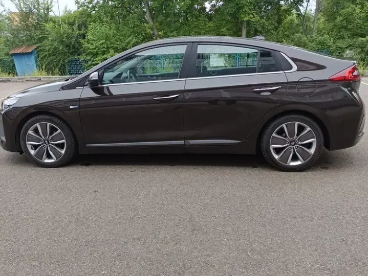 Hyundai IONIQ 1.6 GDI Style