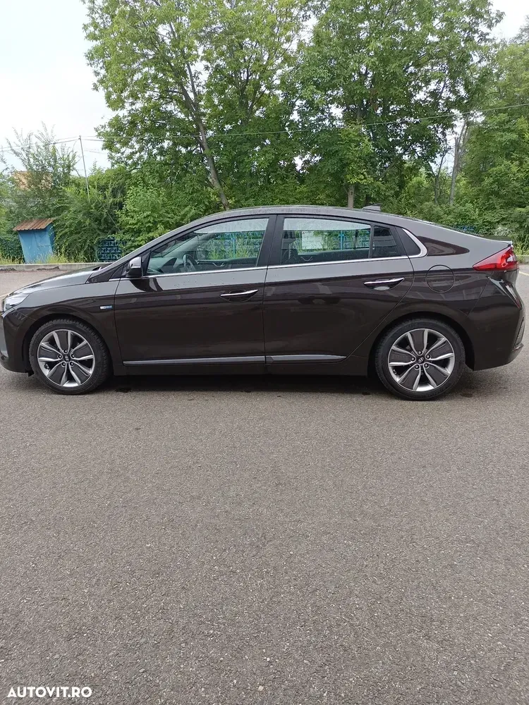 Hyundai IONIQ 1.6 GDI Style — imagine 5