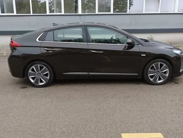 Hyundai IONIQ 1.6 GDI Style