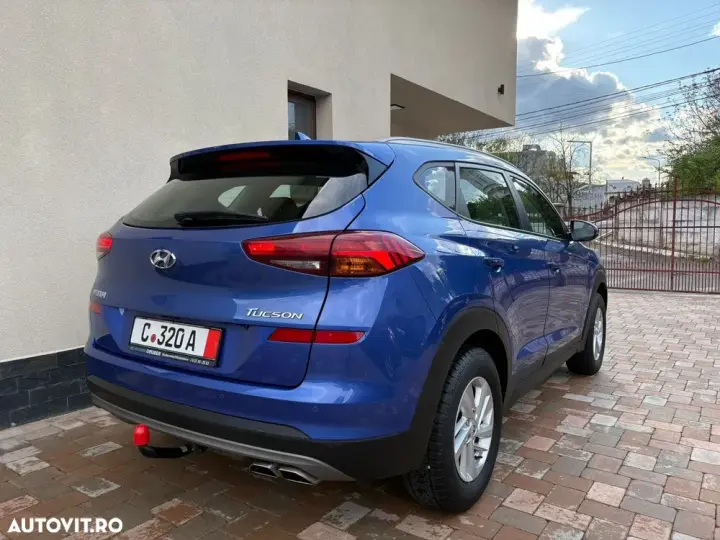 Hyundai Tucson blue 1.6 CRDi 2WD Trend