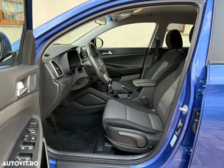 Hyundai Tucson blue 1.6 CRDi 2WD Trend
