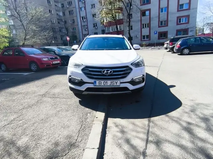 Hyundai Santa Fe III
