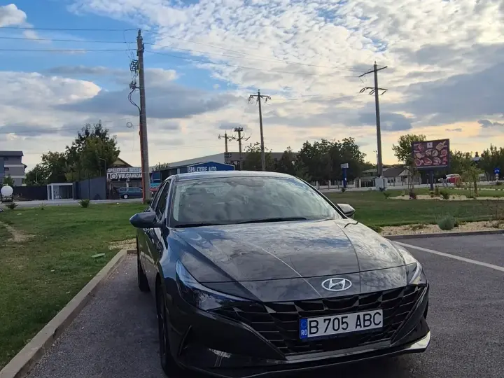 Hyundai Elantra VII 1.6 l 123 CP CVT Highway