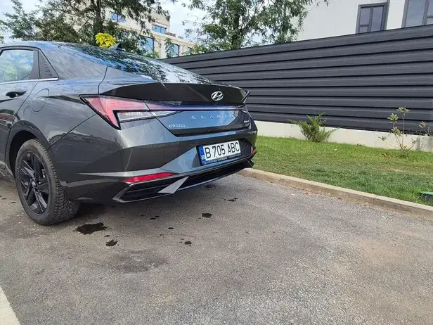 Hyundai Elantra VII 1.6 l 123 CP CVT Highway