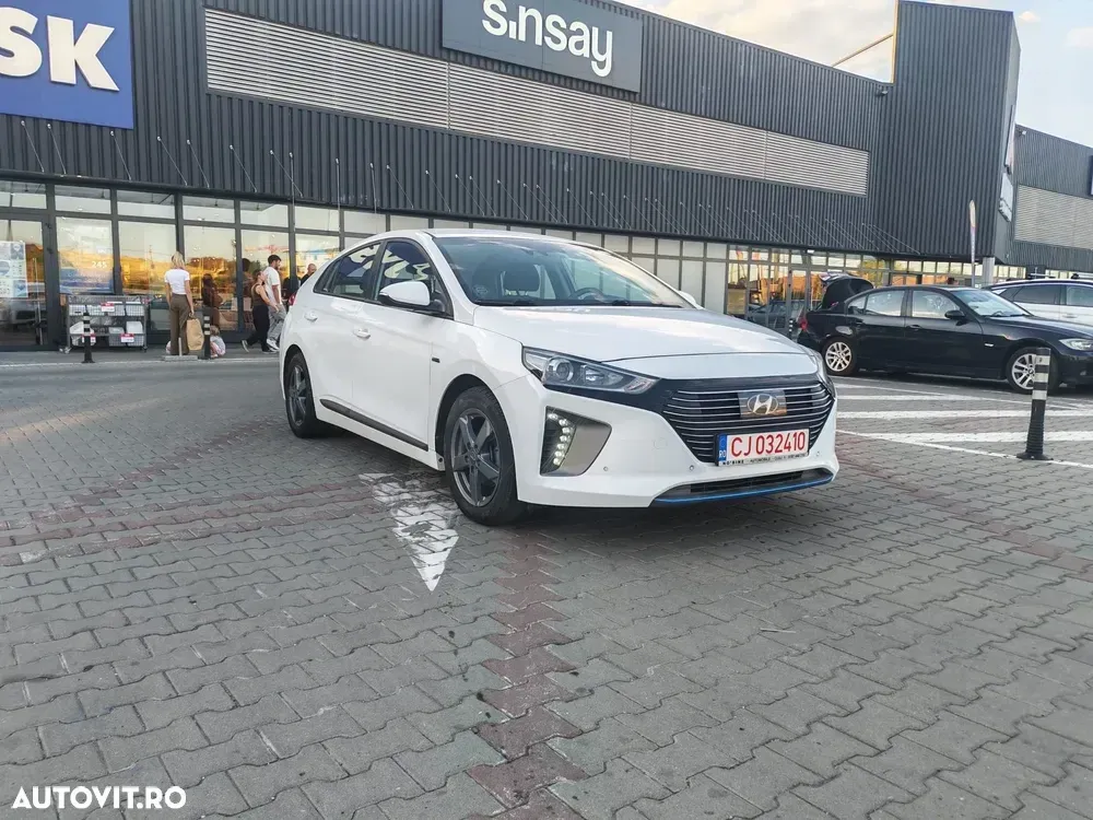Hyundai IONIQ — imagine 3