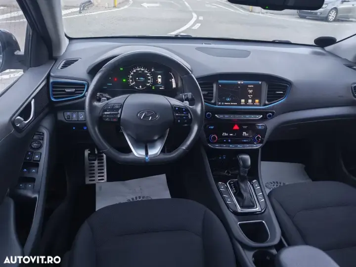 Hyundai IONIQ 1.6 GDI Premium