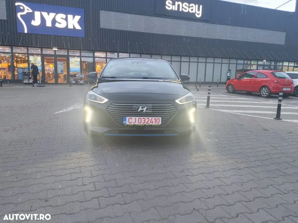 Hyundai IONIQ 1.6 GDI Premium — imagine 5
