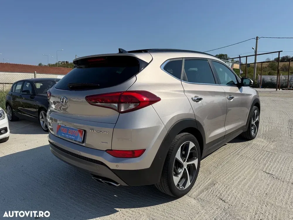 Hyundai Tucson III 1.6 GDI 4WD DCT Premium — imagine 4