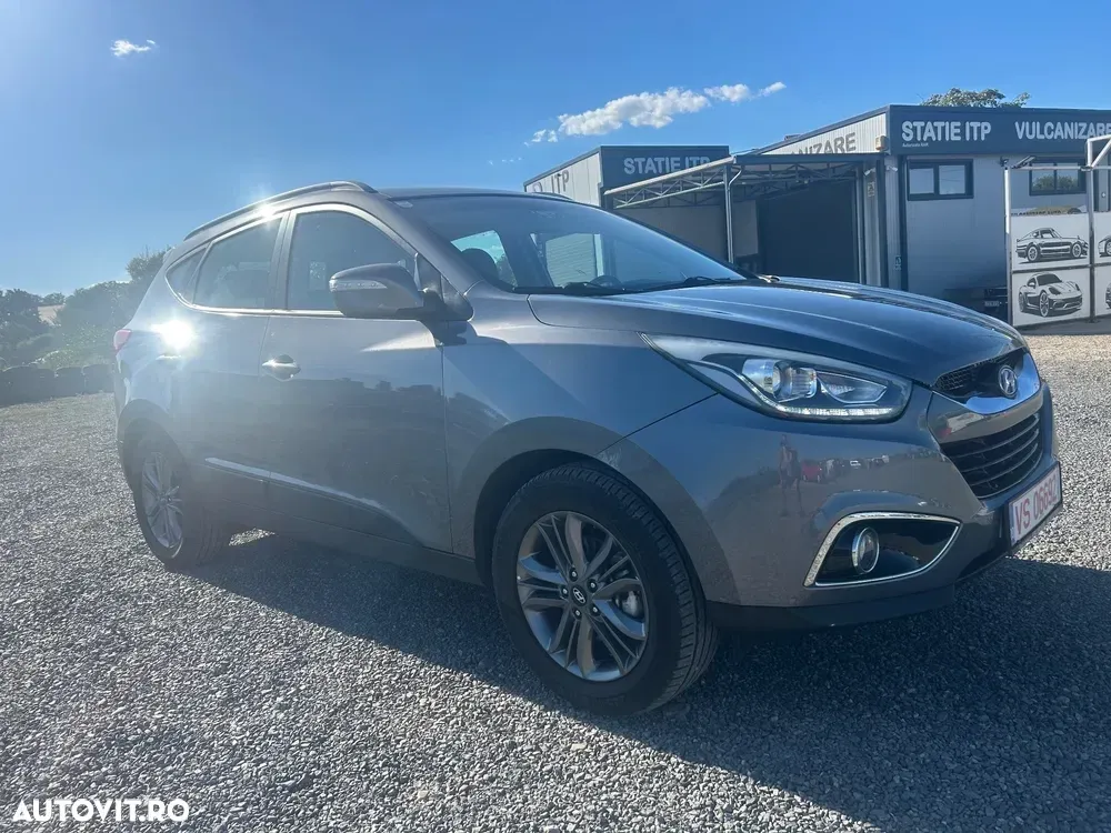 Hyundai ix35 2.0 CRDI 4WD Automatik Trend — imagine 4
