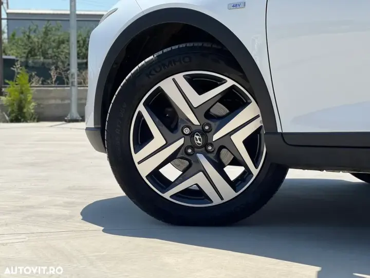 Hyundai Bayon 1.0 T-GDI M-Hybrid 100 CP 7DCT Led Line
