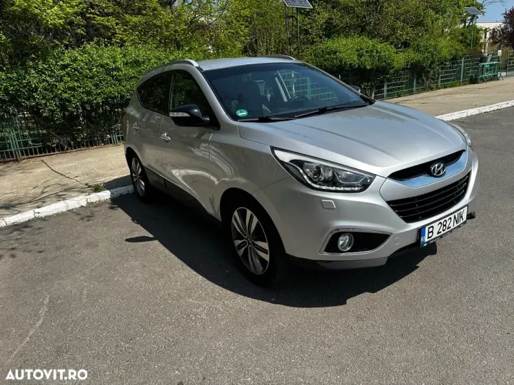 Hyundai ix35 2.0 CRDI 4WD Automatik Fifa World Cup Silver Edition