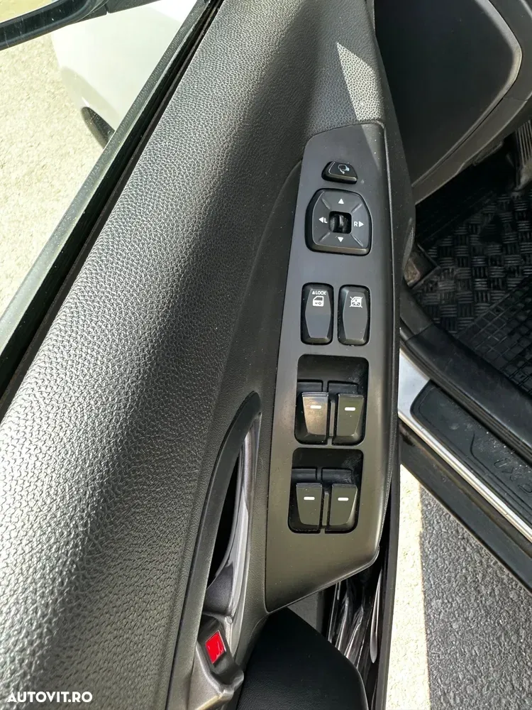 Hyundai ix35 2.0 CRDI 4WD Automatik Fifa World Cup Silver Edition — imagine 3