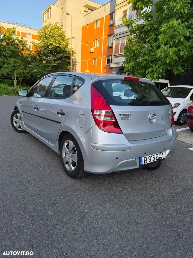Hyundai i30 I 1.4 DOHC GL Comfort E — imagine 3