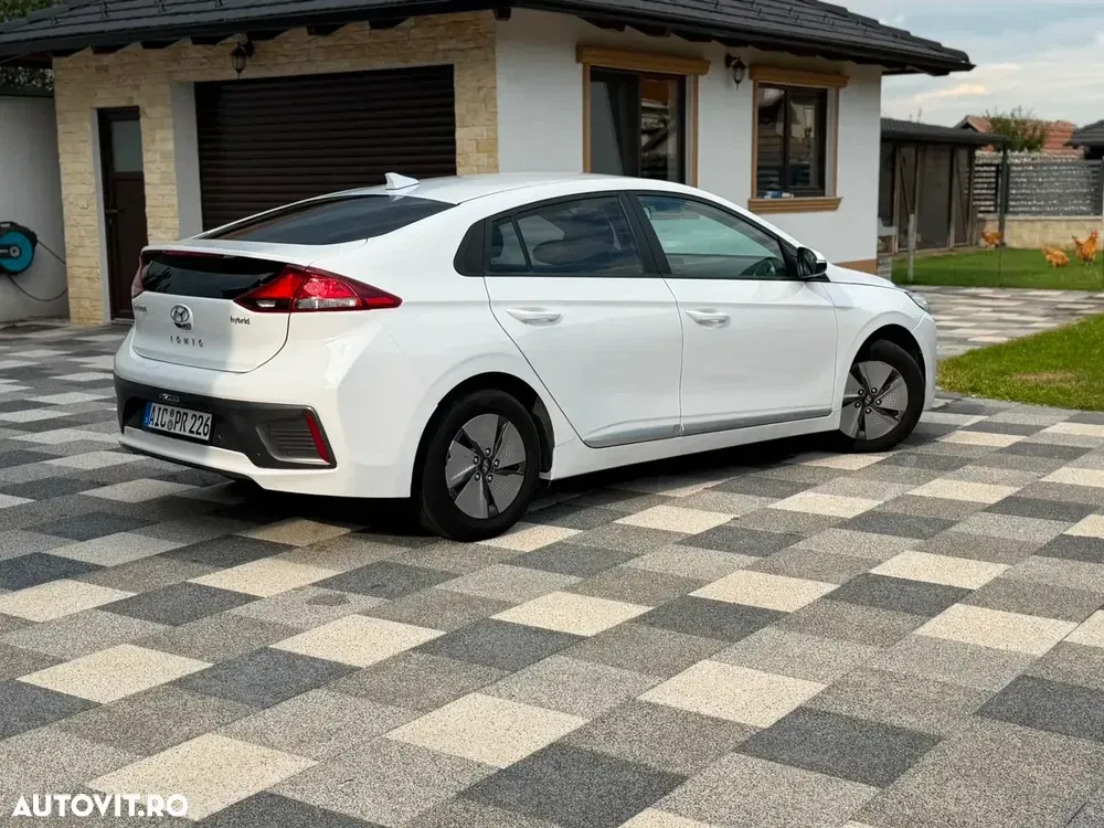 Hyundai IONIQ — imagine 4