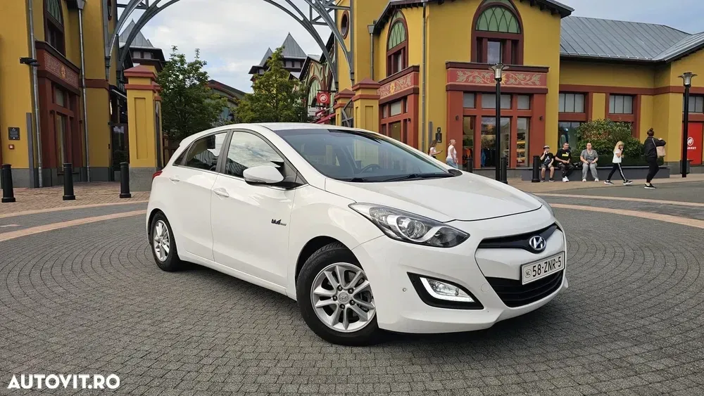 Hyundai i30 II 1.6 GDI Exclusive Special Edition — imagine 6