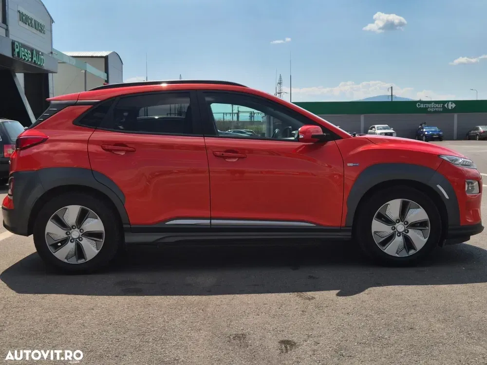 Hyundai Kona 204CP Luxury — imagine 2
