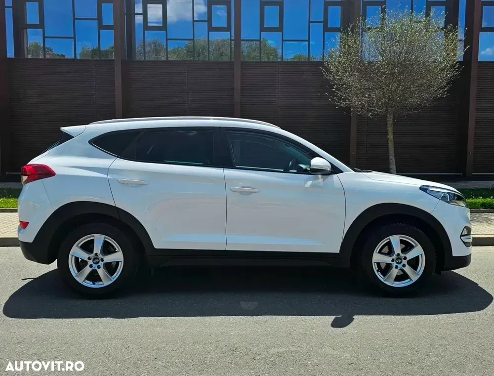 Hyundai Tucson blue 1.7 CRDi 2WD DCT Premium — imagine 4