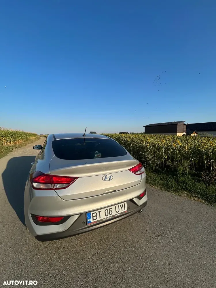 Hyundai i30 1.0 T-GDI 120CP 5DR Highway — imagine 3