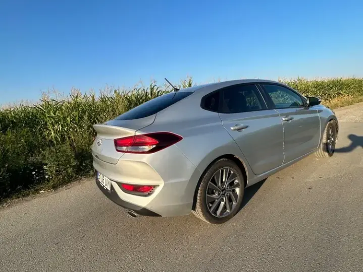 Hyundai i30 1.0 T-GDI 120CP 5DR Highway