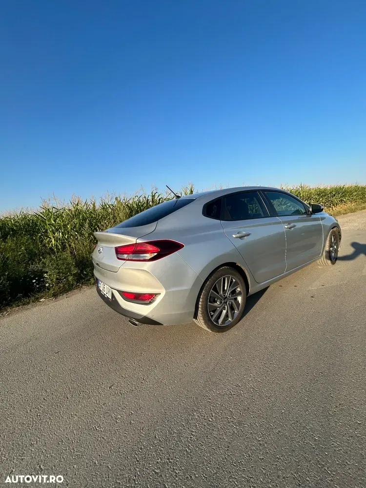 Hyundai i30 1.0 T-GDI 120CP 5DR Highway — imagine 4