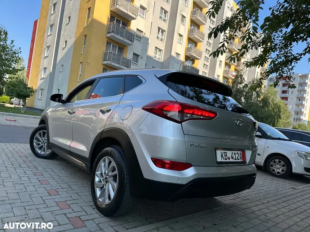 Hyundai Tucson blue 1.7 CRDi 2WD DCT Style — imagine 2