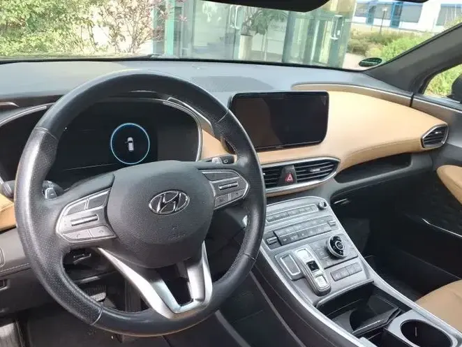 Hyundai Santa Fe IV 1.6 Plugin-Hybrid 4WD Signature