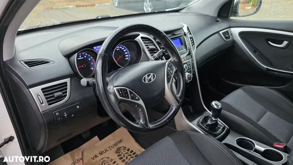 Hyundai i30 1.4 MPi Highway Heat+ — imagine 6