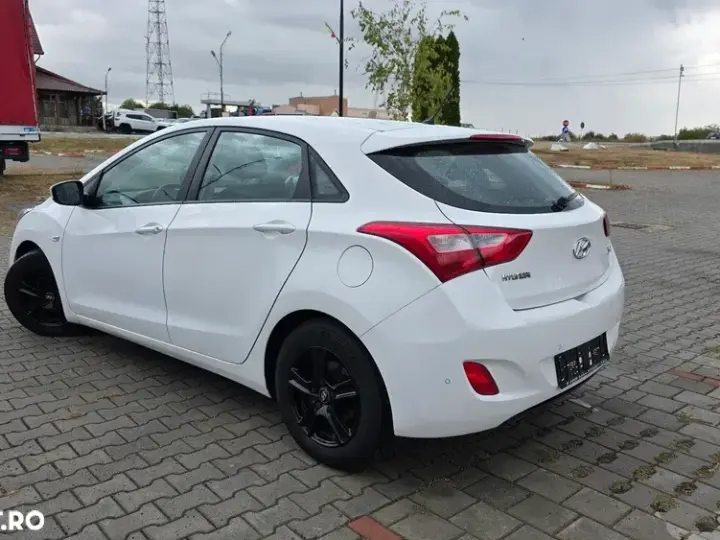 Hyundai i30 1.4 MPi Highway Heat+