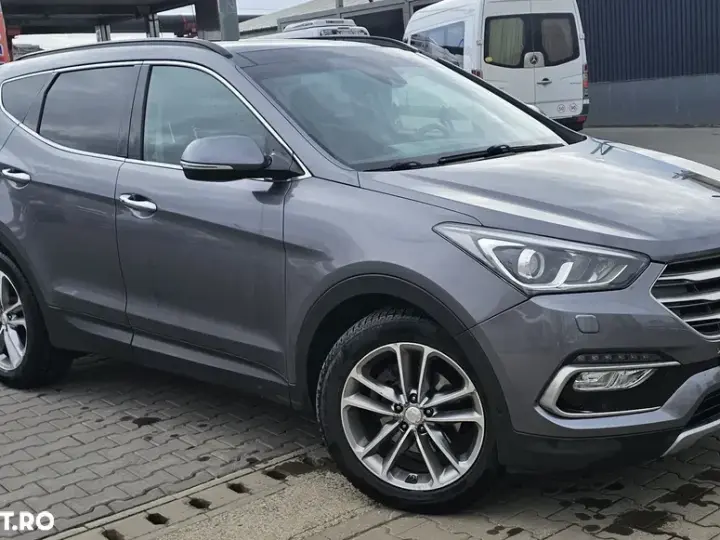 Hyundai Santa Fe III