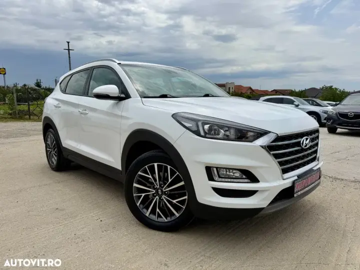 Hyundai Tucson III blue 1.6 CRDi 2WD Style