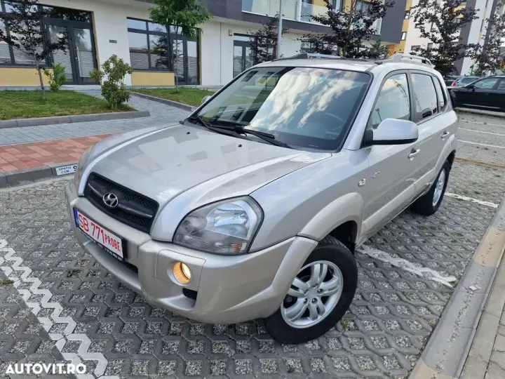 Hyundai Tucson 2.0 CRDI VGT GLS 4WD MT PREMIUM