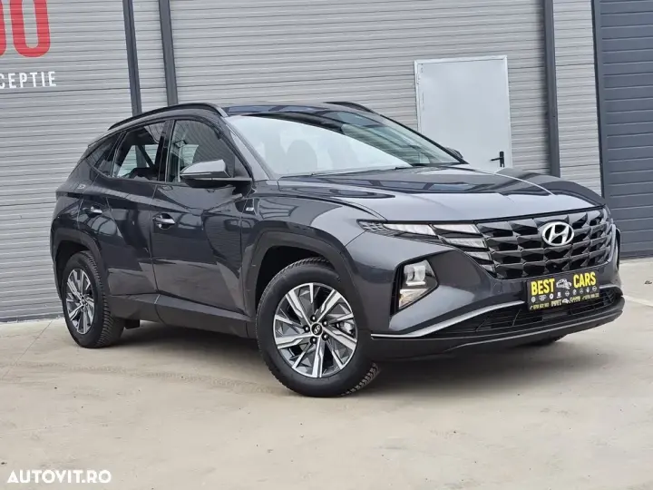 Hyundai Tucson blue 1.6 CRDi 2WD Pure
