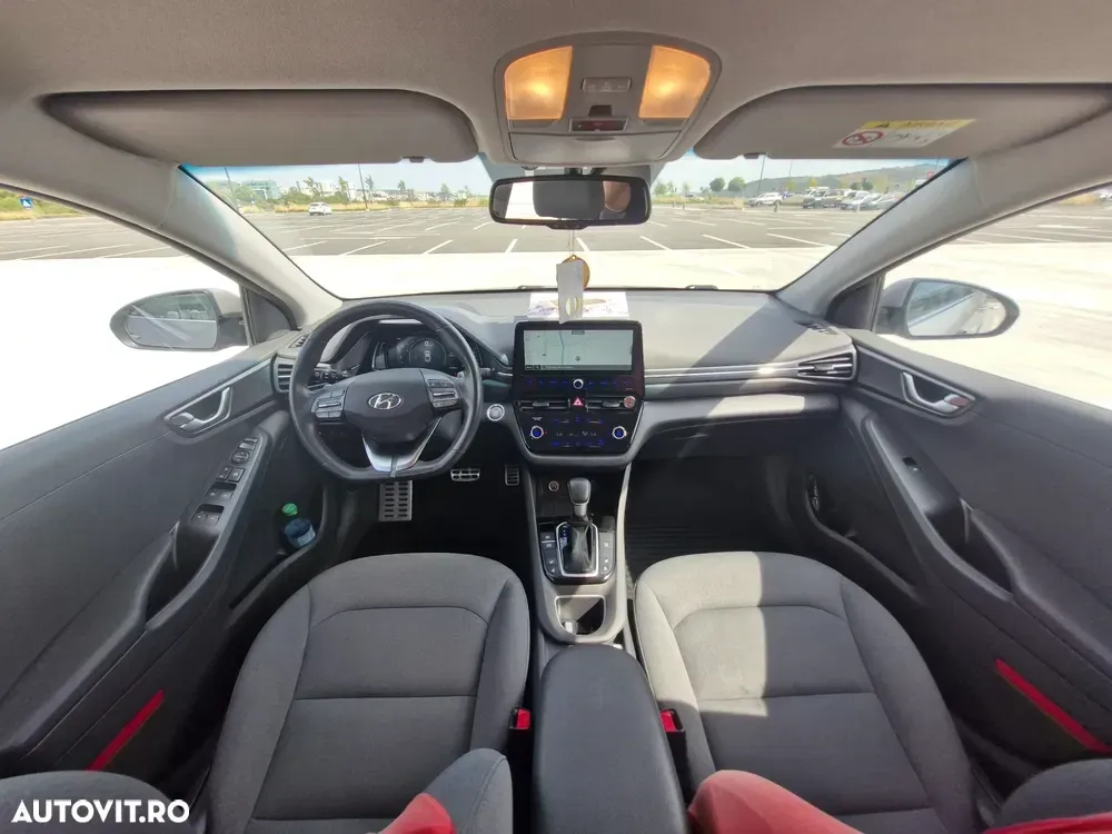 Hyundai IONIQ 1.6 141CP Exclusive — imagine 6