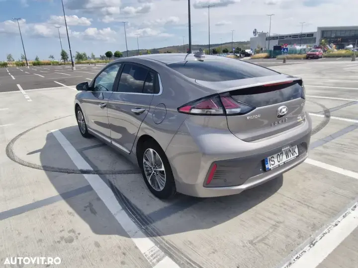 Hyundai IONIQ 1.6 141CP Exclusive