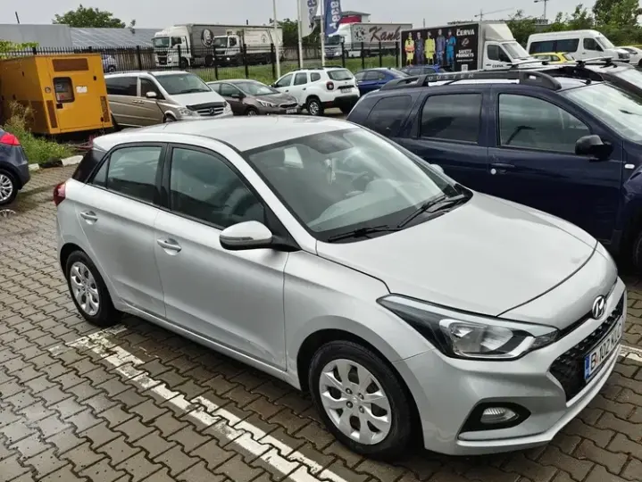 Hyundai i20 II 1.2 Pure