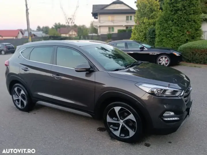 Hyundai Tucson III blue 1.7 CRDi 2WD DCT Style