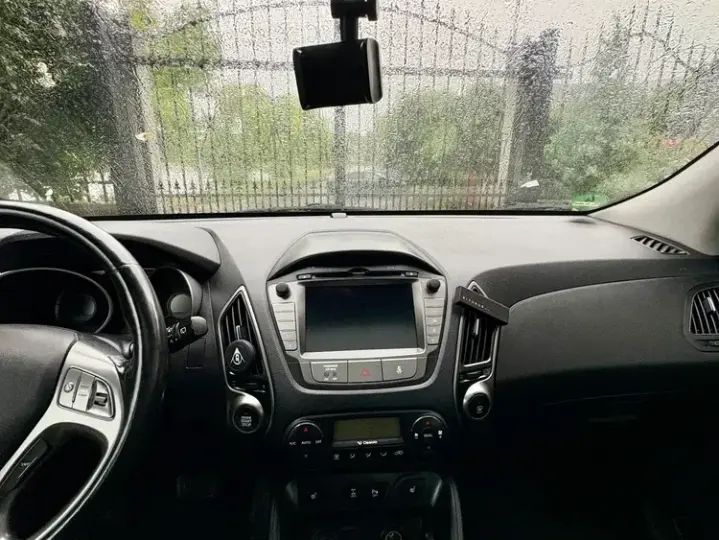 Hyundai ix35 2.0 CRDI 4WD Automatik Luxury