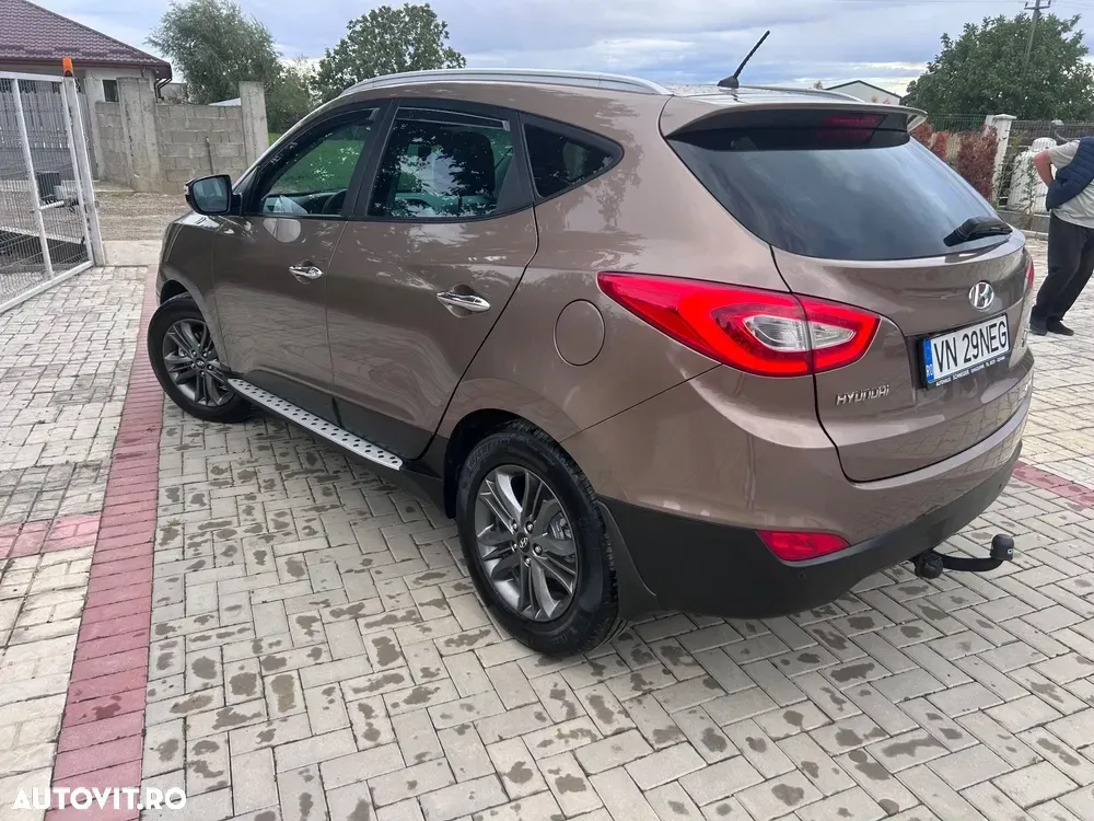 Hyundai ix35 2.0 CRDI 4WD Automatik Style — imagine 2