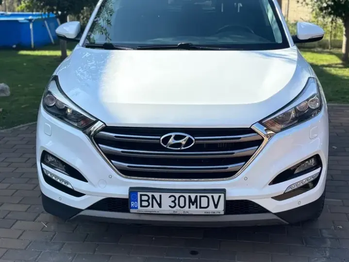 Hyundai Tucson III 2.0 CRDI 4WD Automatik Premium
